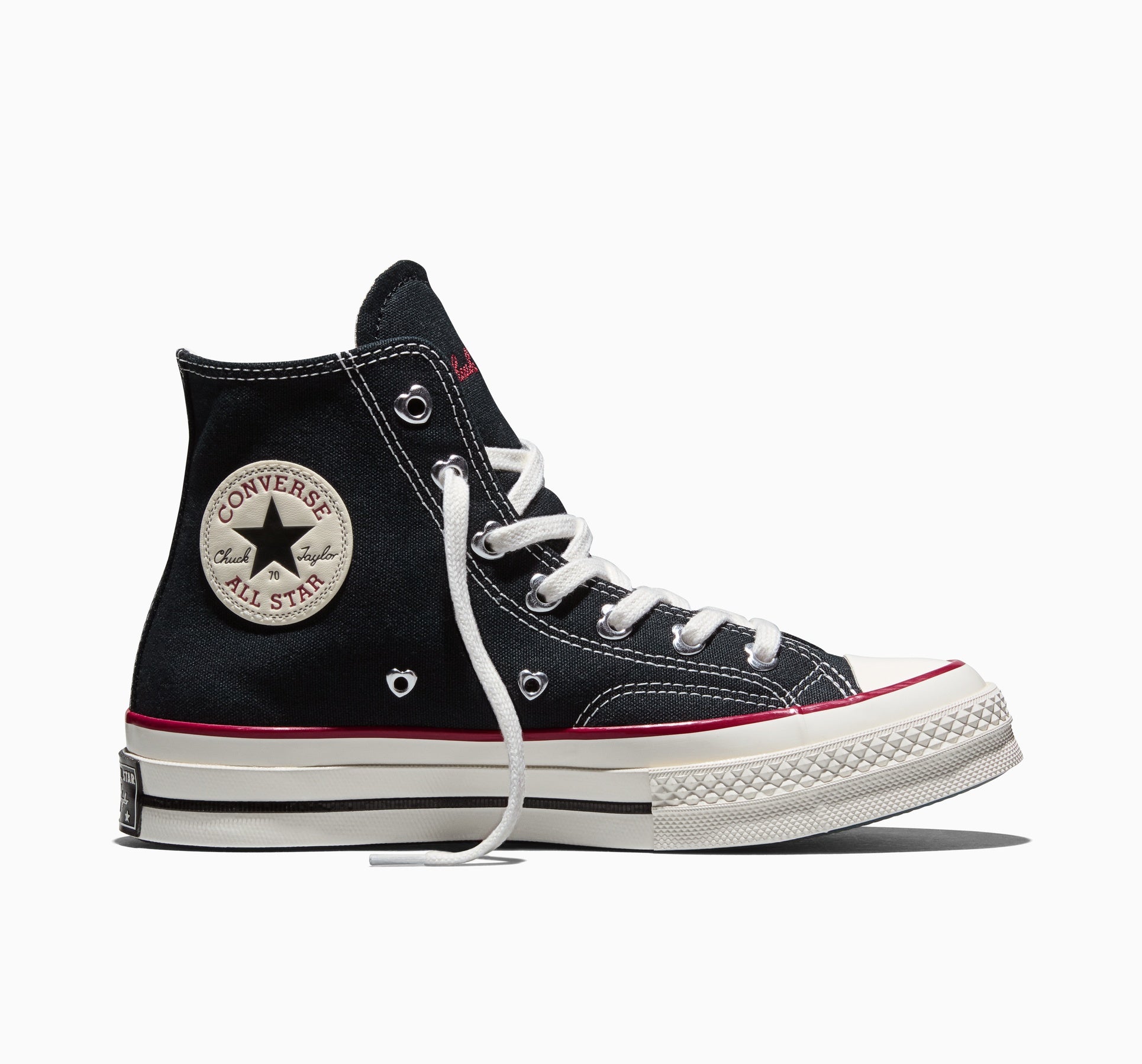 Chuck 70 Hearts